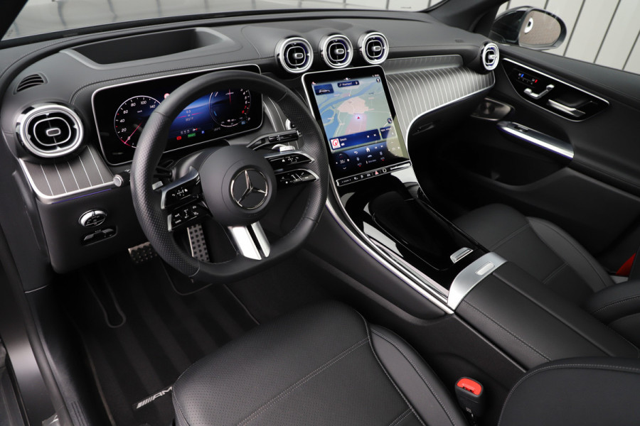 Mercedes-Benz GLC 400e AMG 4-Matic | 381PK | Massage | Head-up | Keyles-go | Sfeerverlichting | Burmester | Digital-light | Distronic+ | Stuurwiel