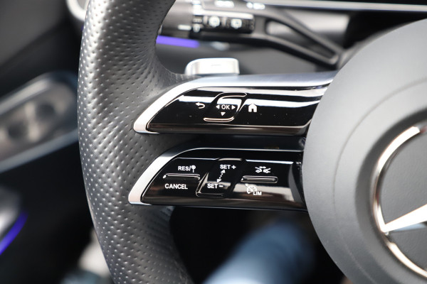 Mercedes-Benz GLC 400e AMG 4-Matic | 381PK | Massage | Head-up | Keyles-go | Sfeerverlichting | Burmester | Digital-light | Distronic+ | Stuurwiel