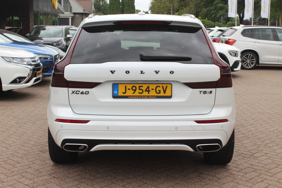 Volvo XC60 2.0 T5 AWD Inscription / Trekhaak / Camera / Luchtvering / Leder / 20'' / Navigatie / Dodehoek / DAB / Cruise Control