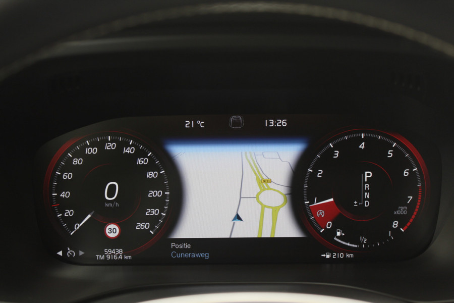 Volvo XC60 2.0 T5 AWD Inscription / Trekhaak / Camera / Luchtvering / Leder / 20'' / Navigatie / Dodehoek / DAB / Cruise Control