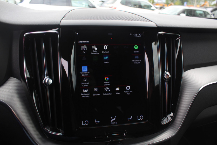 Volvo XC60 2.0 T5 AWD Inscription / Trekhaak / Camera / Luchtvering / Leder / 20'' / Navigatie / Dodehoek / DAB / Cruise Control