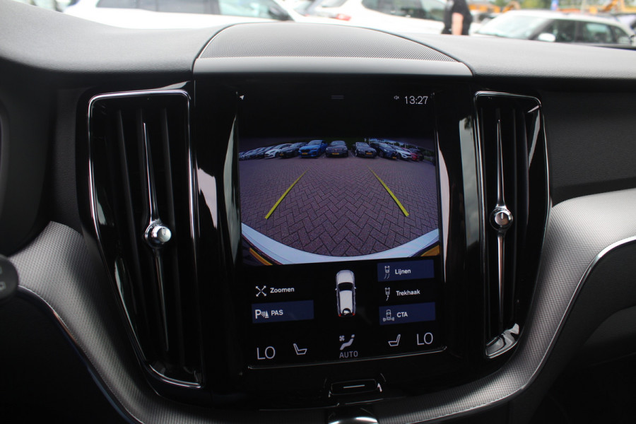 Volvo XC60 2.0 T5 AWD Inscription / Trekhaak / Camera / Luchtvering / Leder / 20'' / Navigatie / Dodehoek / DAB / Cruise Control