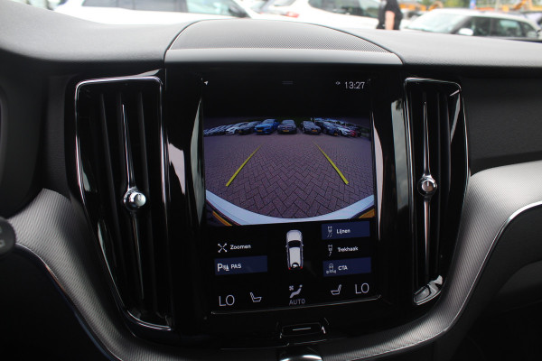Volvo XC60 2.0 T5 AWD Inscription / Trekhaak / Camera / Luchtvering / Leder / 20'' / Navigatie / Dodehoek / DAB / Cruise Control