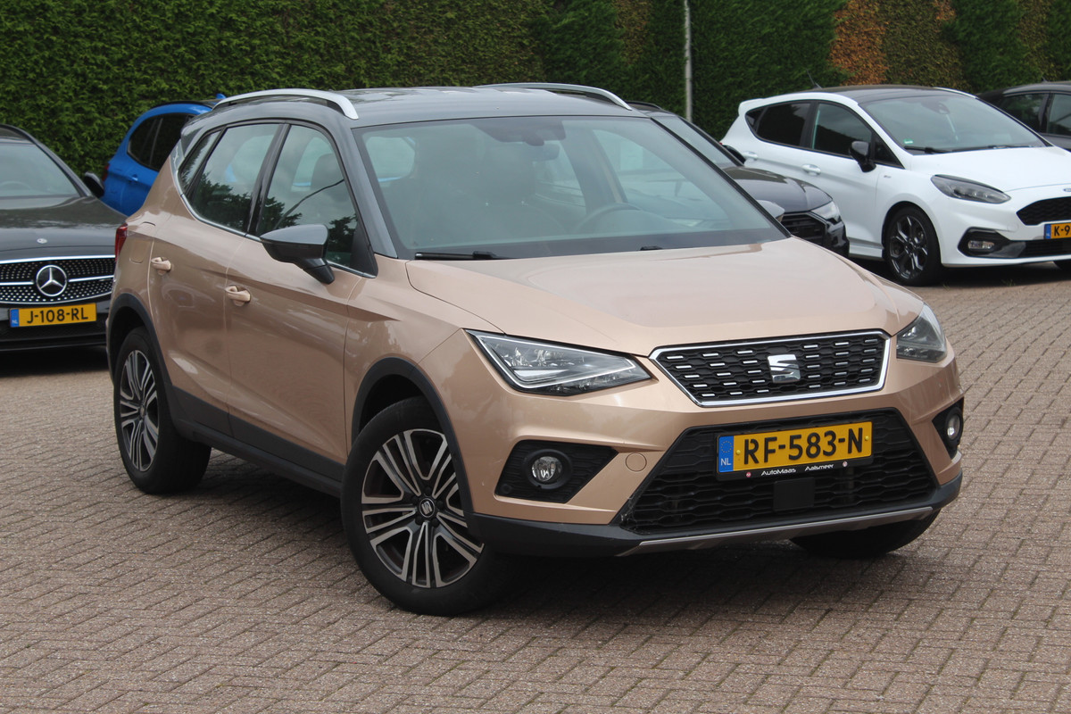 Seat Arona 1.0 TSI Xcellence Launch Edition / Camera / Navigatie / Keyless / Cruise Control / LED Koplampen / 17'' / DAB / Stoelverwarming / Dodehoek