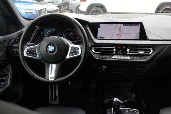 BMW 2 Serie Gran Coupé 218i High Executive Ed. M Sport / Camera / Leder / Navigatie / 18'' / ACC / DAB / Virtual Cockpit / Stoelverwarming / Cruise Control