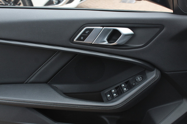 BMW 2 Serie Gran Coupé 218i High Executive Ed. M Sport / Camera / Leder / Navigatie / 18'' / ACC / DAB / Virtual Cockpit / Stoelverwarming / Cruise Control