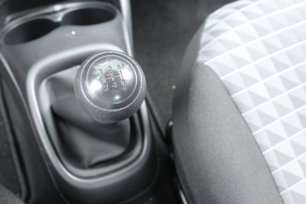 Peugeot 108 1.0 e-VTi 73pk Active 5 Deurs NL-Auto NAP BTW Airco CPV El. Ramen LED