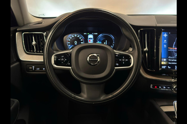 Volvo XC60 2.0 T6 Plug-in Hybrid AWD Inscription / 1e eigenaar