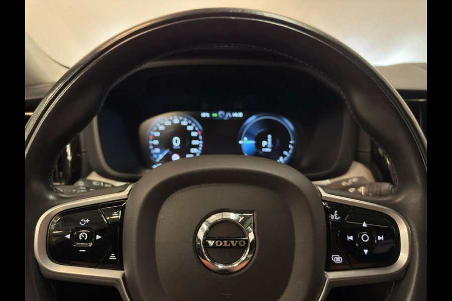 Volvo XC60 2.0 T6 Plug-in Hybrid AWD Inscription / 1e eigenaar