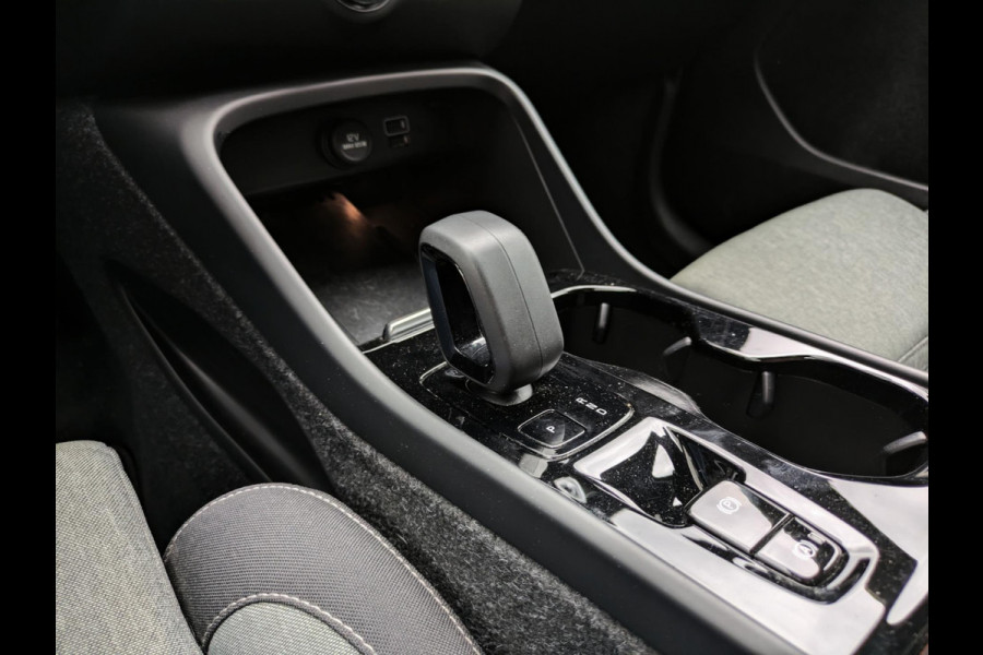 Volvo XC40 1.5 T5 Plug-in hybrid Plus Bright|Adaptive-Cruise|Memory|Harman/Kardon|BLIS|Stoelverwarming|360-Camera