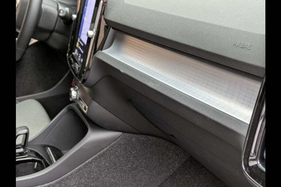 Volvo XC40 1.5 T5 Plug-in hybrid Plus Bright|Adaptive-Cruise|Memory|Harman/Kardon|BLIS|Stoelverwarming|360-Camera