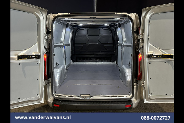 Ford Transit Custom 2.0 TDCI L2H1 Euro6 Airco | Camera | Navigatie | Apple Carplay | LED | Cruisecontrol Verwarmde voorruit, Parkeersensoren, Bijrijdersbank, 2800kg trekvermogen