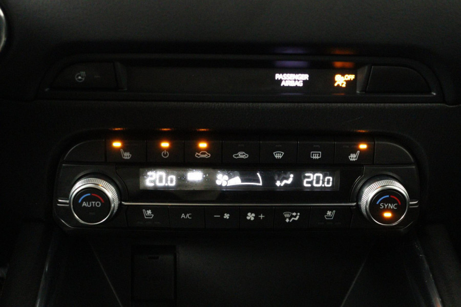 Mazda CX-5 2.0 SkyActiv-G 165 Signature Automaat (NAVIGATIE, STOEL/-STUURVERWARMING, STOELKOELING, CAMERA, DEALER ONDERHOUDEN)