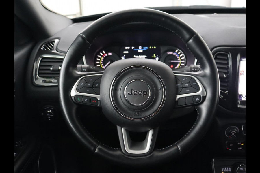 Jeep Compass 4xe 240 Plug-in Hybrid Elecrtic S | Stoelventilatie | Leder | Camera | Carplay | Keyless | Stoel & stuurverwarming | Navigatie | Xenon | 19'' lichtmetalen velgen | PHEV