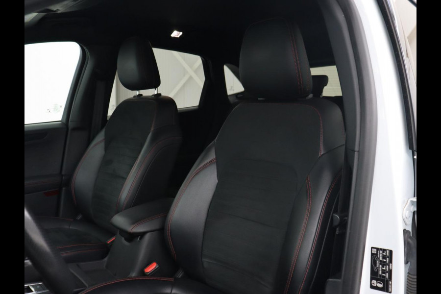 Ford Kuga 2.5 PHEV ST-Line X | Trekhaak | Head-Up | Stoel & stuurverwarming | B&O Sound | Adaptive cruise | Digital Cockpit | Camera | Carplay | Leder/Alcantara | Keyless | Plug In