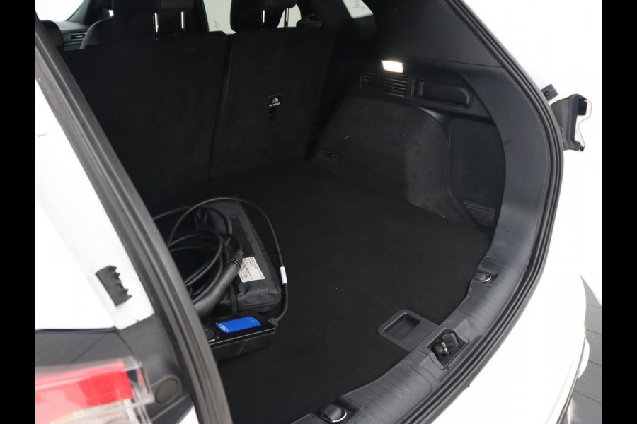 Ford Kuga 2.5 PHEV ST-Line X | Trekhaak | Head-Up | Stoel & stuurverwarming | B&O Sound | Adaptive cruise | Digital Cockpit | Camera | Carplay | Leder/Alcantara | Keyless | Plug In