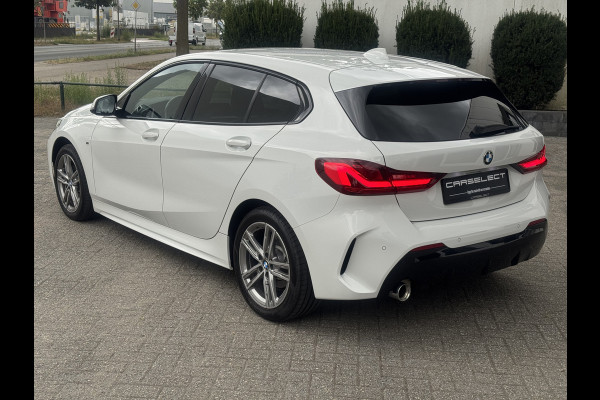 BMW 1-serie 118i High Exe, M-Pakket DAB-tuner, Apple/Android, Lichtpakket .Neem contact op en we maken een afspraak!