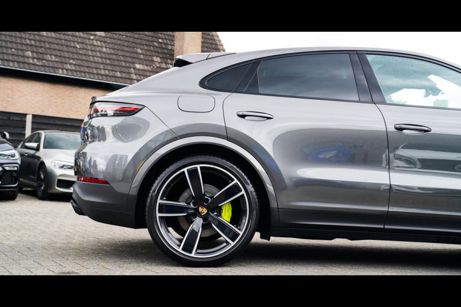 Porsche Cayenne Coupé 3.0 E-Hybrid | Bose | Luchtvering | Achterbankverwarming | 360 Camera