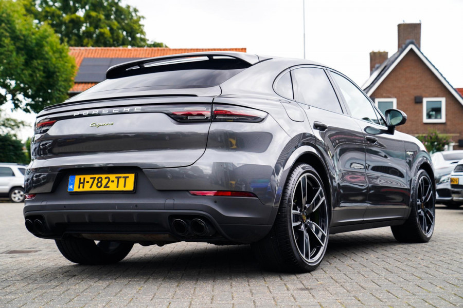 Porsche Cayenne Coupé 3.0 E-Hybrid | Bose | Luchtvering | Achterbankverwarming | 360 Camera