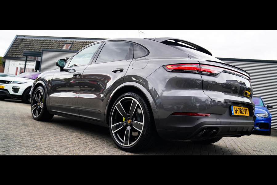 Porsche Cayenne Coupé 3.0 E-Hybrid | Bose | Luchtvering | Achterbankverwarming | 360 Camera