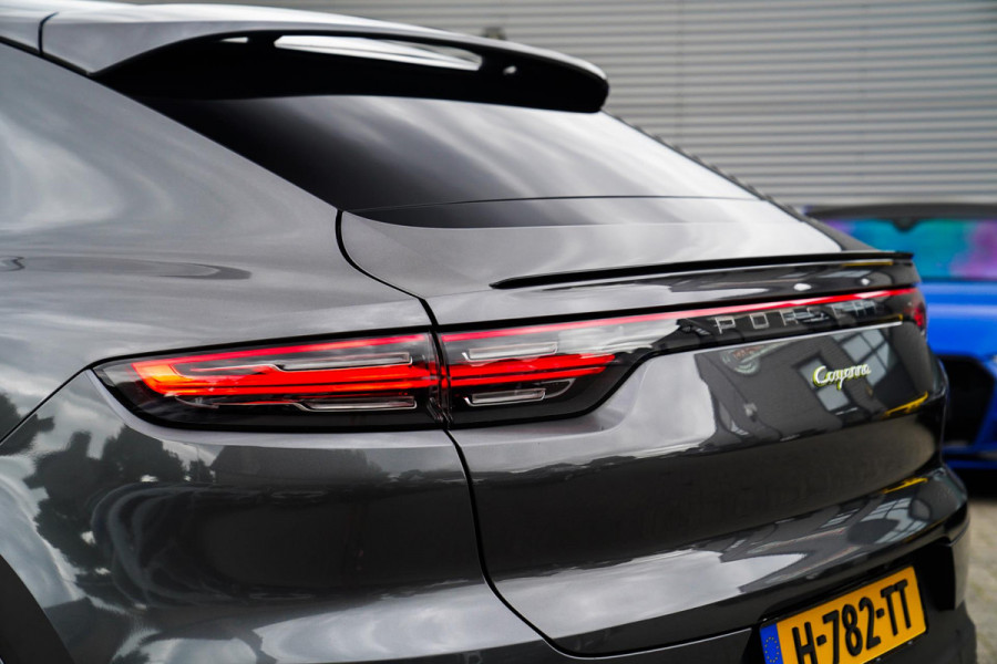 Porsche Cayenne Coupé 3.0 E-Hybrid | Bose | Luchtvering | Achterbankverwarming | 360 Camera