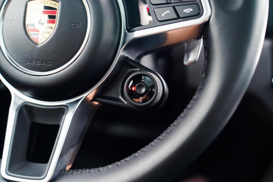 Porsche Cayenne Coupé 3.0 E-Hybrid | Bose | Luchtvering | Achterbankverwarming | 360 Camera