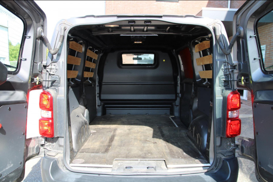 Peugeot Expert 2.0 BlueHDI 120PK Standard Pro / Cruise / App connect / PDC 2x