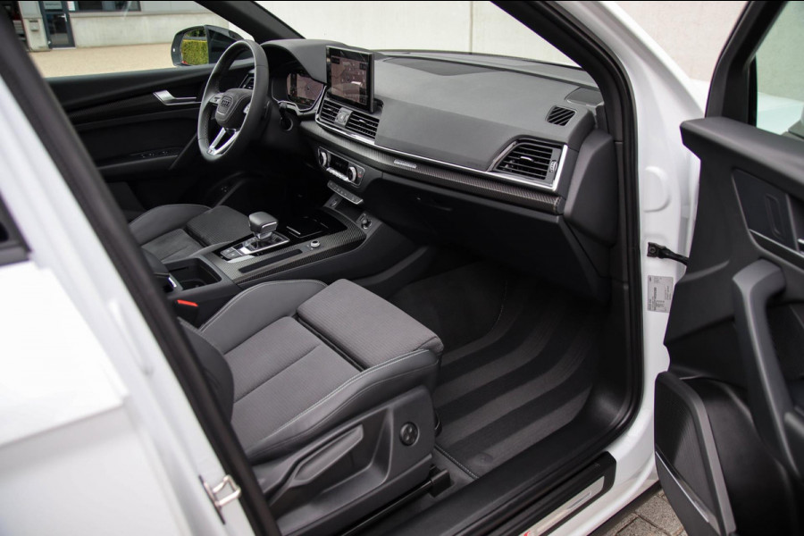 Audi Q5 Sportback 50TFSI e Quattro Competition S Edition S-Line 299pk Automaat|1e|Panoramadak|Virtual Cockpit|Luchtvering|OLED|B&O