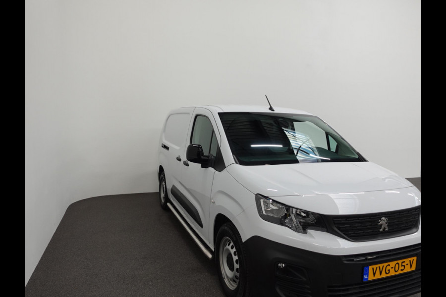 Peugeot e-Partner Premium Long 50 kWh L2 Airco Cruise Control Navi 2X schuifdeur side-bars 2-zits