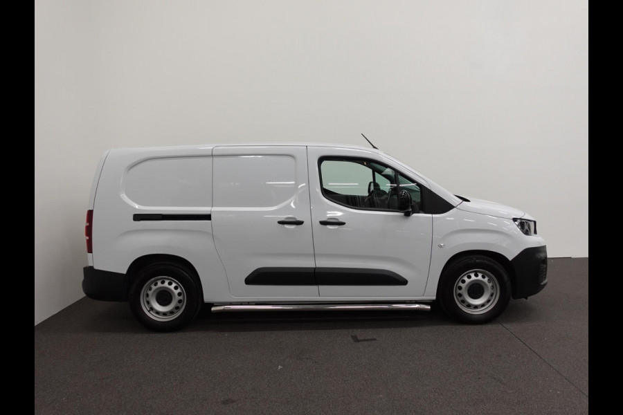 Peugeot e-Partner Premium Long 50 kWh L2 Airco Cruise Control Navi 2X schuifdeur side-bars 2-zits