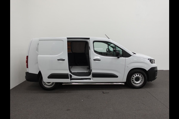 Peugeot e-Partner Premium Long 50 kWh L2 Airco Cruise Control Navi 2X schuifdeur side-bars 2-zits