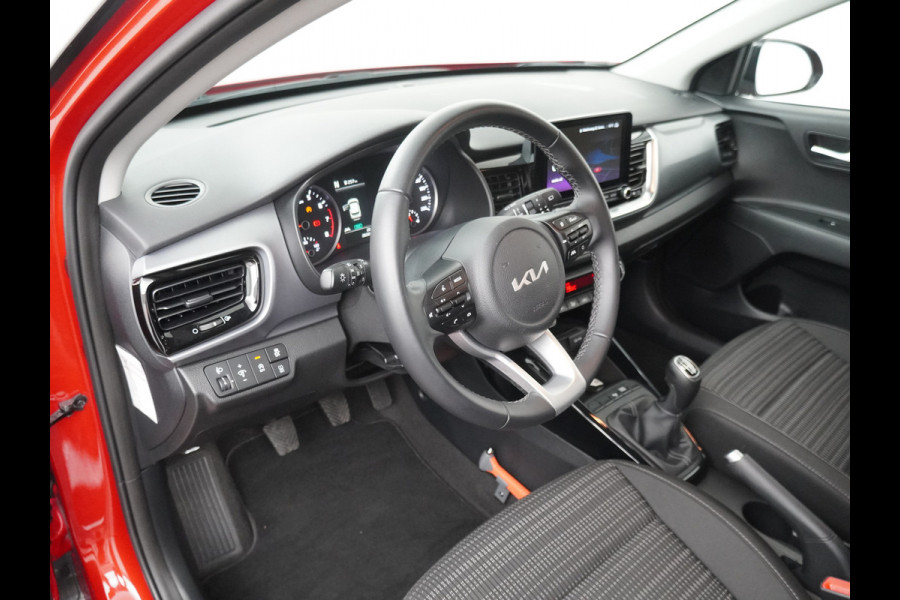 Kia Stonic 1.0 T-GDi MHEV DynamicPlusLine Apple Carplay/Android Auto - Cruise Control - Climate Control - Navigatie - Fabrieksgarantie tot 10-2029