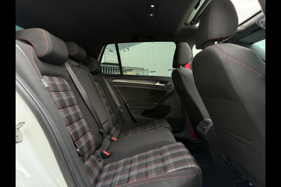 Volkswagen Golf 2.0 TSI Aut. GTI Performance | DYN Audio | Panorama | Carplay |