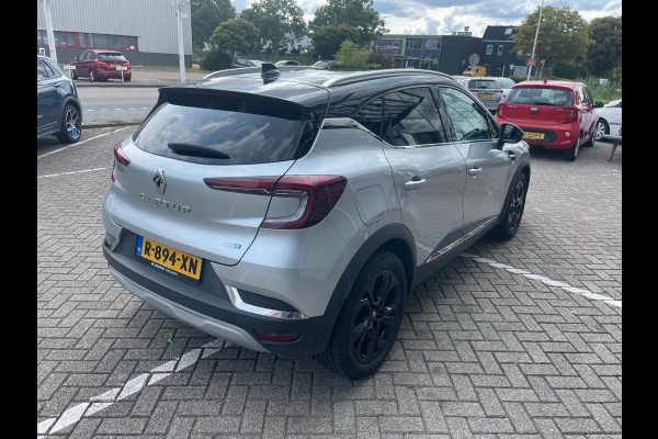 Renault Captur 1.6 E-Tech Plug-in Hybrid 160 Intens / camera