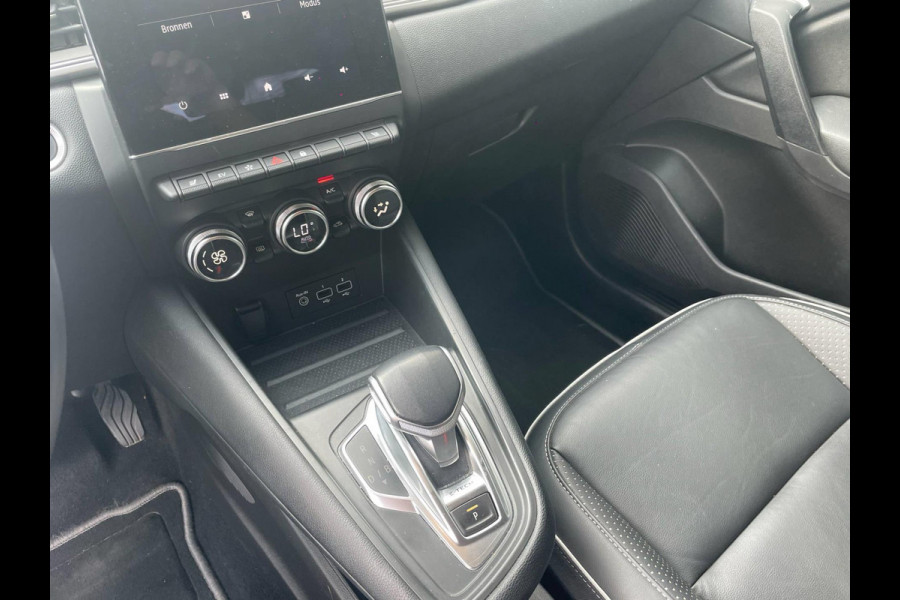Renault Captur 1.6 E-Tech Plug-in Hybrid 160 Intens / camera