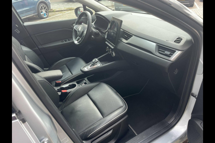 Renault Captur 1.6 E-Tech Plug-in Hybrid 160 Intens / camera