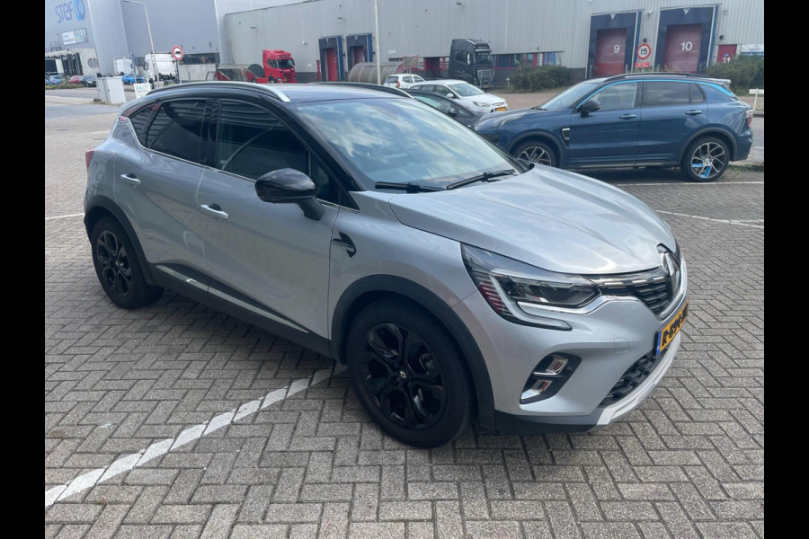 Renault Captur 1.6 E-Tech Plug-in Hybrid 160 Intens / camera