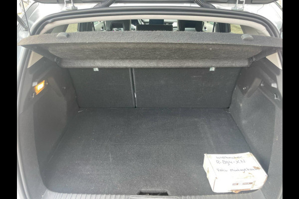 Renault Captur 1.6 E-Tech Plug-in Hybrid 160 Intens / camera