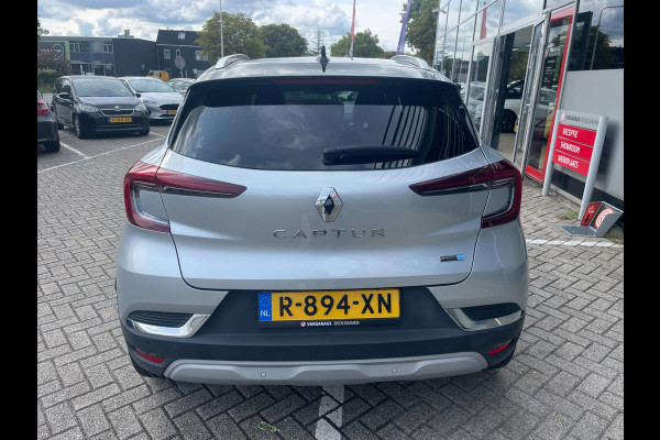 Renault Captur 1.6 E-Tech Plug-in Hybrid 160 Intens / camera