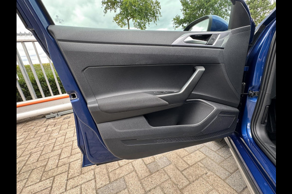 Volkswagen Taigo 1.0 TSI Style DSG / IQ LIGHT / CARPLAY / NAVI / PDC / 4-SEIZ BAND / VIRT COCKPIT / ECC / STOELVERW / ACC