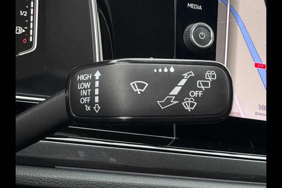 Volkswagen Taigo 1.0 TSI Style DSG / IQ LIGHT / CARPLAY / NAVI / PDC / 4-SEIZ BAND / VIRT COCKPIT / ECC / STOELVERW / ACC