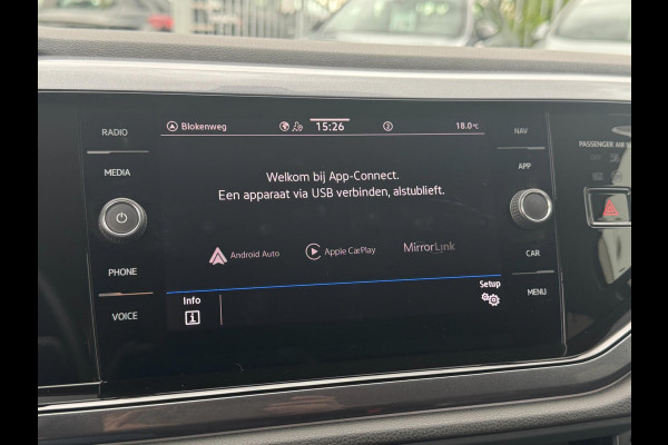 Volkswagen Taigo 1.0 TSI Style DSG / IQ LIGHT / CARPLAY / NAVI / PDC / 4-SEIZ BAND / VIRT COCKPIT / ECC / STOELVERW / ACC