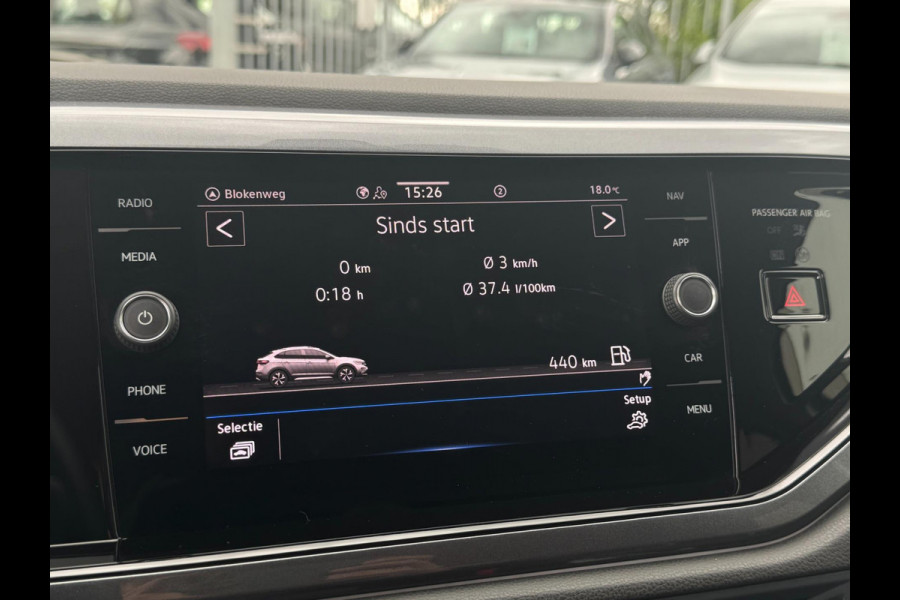 Volkswagen Taigo 1.0 TSI Style DSG / IQ LIGHT / CARPLAY / NAVI / PDC / 4-SEIZ BAND / VIRT COCKPIT / ECC / STOELVERW / ACC