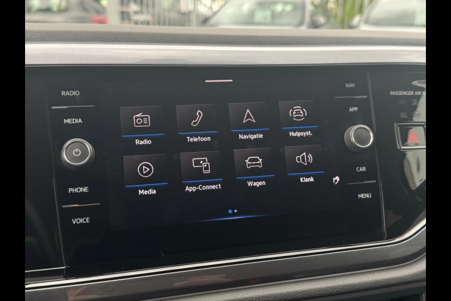 Volkswagen Taigo 1.0 TSI Style DSG / IQ LIGHT / CARPLAY / NAVI / PDC / 4-SEIZ BAND / VIRT COCKPIT / ECC / STOELVERW / ACC