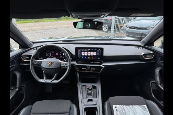 CUPRA Formentor 1.4 e-Hybrid Business PHEV / PDC / GRANNY CABLE / NAVIGATIE / CRUISE CONTROL / SFEERVERLICHTING / DRAADL. OPLADER