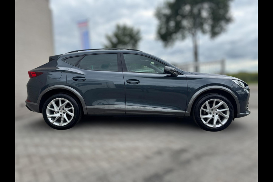 CUPRA Formentor 1.4 e-Hybrid Business PHEV / PDC / GRANNY CABLE / NAVIGATIE / CRUISE CONTROL / SFEERVERLICHTING / DRAADL. OPLADER