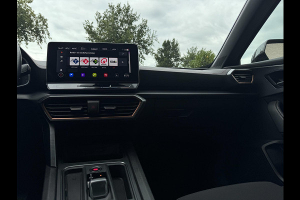 CUPRA Formentor 1.4 e-Hybrid Business PHEV / PDC / GRANNY CABLE / NAVIGATIE / CRUISE CONTROL / SFEERVERLICHTING / DRAADL. OPLADER