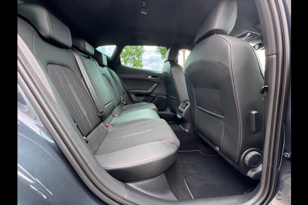 CUPRA Formentor 1.4 e-Hybrid Business PHEV / PDC / GRANNY CABLE / NAVIGATIE / CRUISE CONTROL / SFEERVERLICHTING / DRAADL. OPLADER