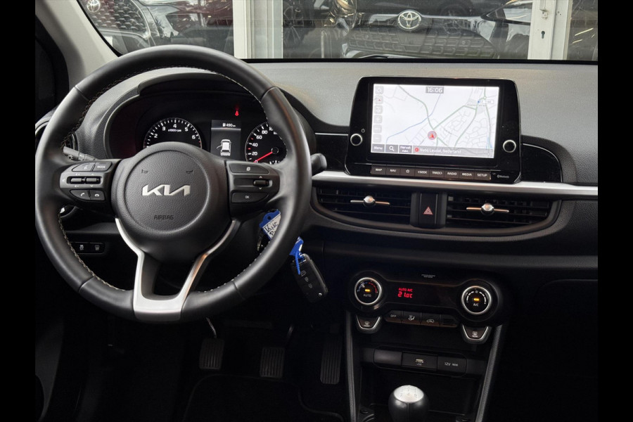 Kia Picanto 1.0 DPi DynamicLine | Stoel + Stuurverwarming, Apple CarPlay/Android Auto, Lichtmetalen velgen, Parkeercamera, Privacy glass