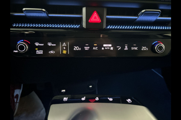 Kia Ev6 Plus AWD 77.4 kWh | Trekhaak | Verwarmde zetels door de hele auto! | Memory stoelen voor | Meridian sound | Soh (batterijcheck) 96,6 %